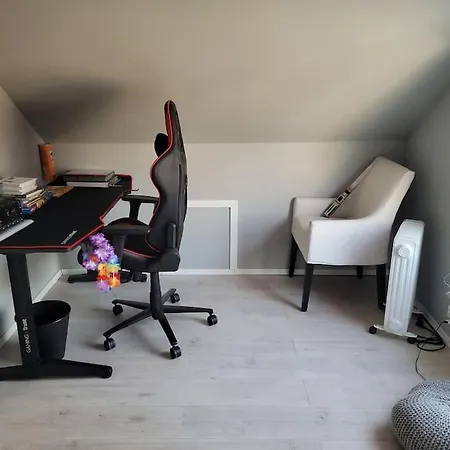 Koselig Hus Med 4 Soverom * ستافانجر
