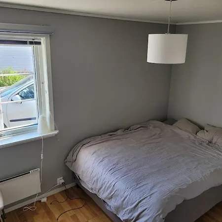 Koselig Hus Med 4 Soverom بيت للعطل